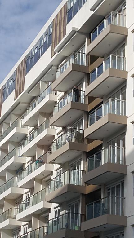 Gateway Pasteur 2 BR tower depan Jade 11 C photo