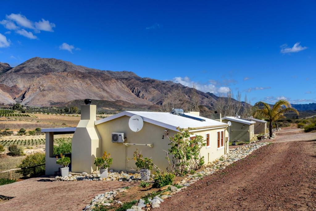 Bon Accord Farm Cottages 전경