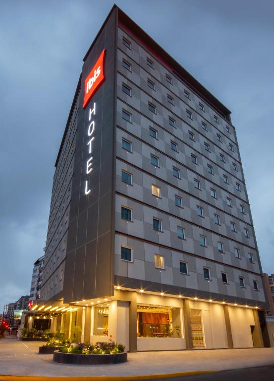 ibis Quito — Hotel in Quito