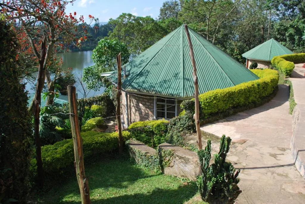 Crater Bay Cottages, hotel in Kabale