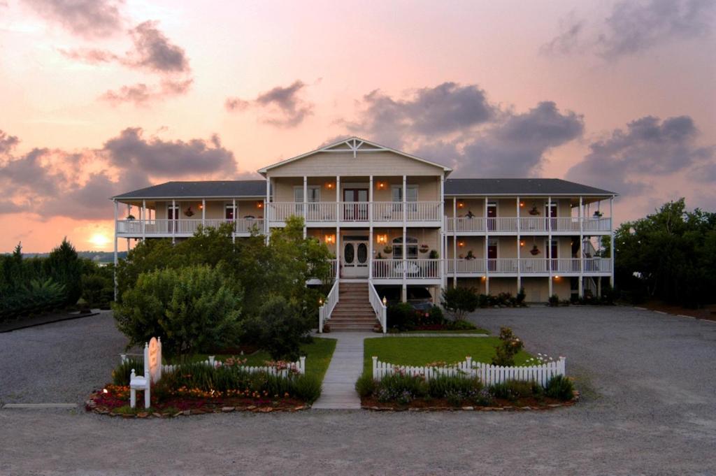 The Sunset Inn photo
