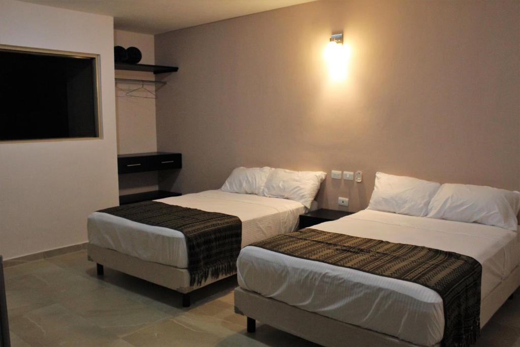 Hotel Virreyes - 2