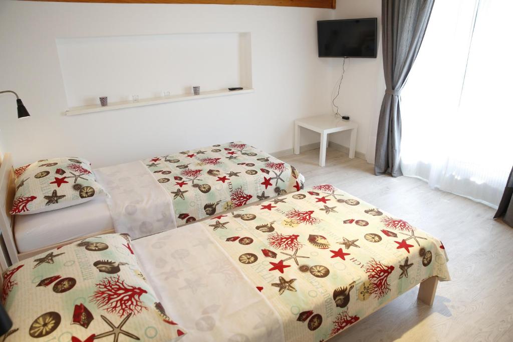 Apartmani Taradzic — Hotel in Vodice