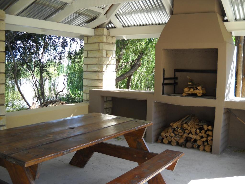 Orangia Game Lodge photo