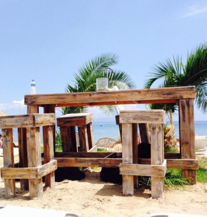 sunmer apartment 1minute from sea, 15 min from the airport photo