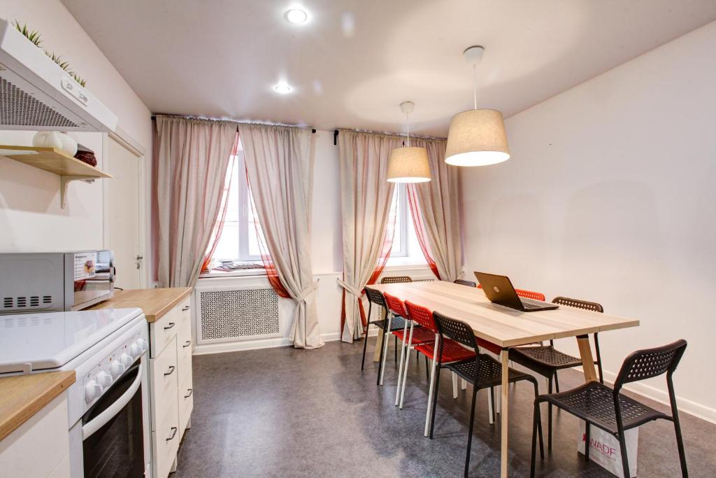 Dad and Cat Capsule Hotel, Moscow 2024 Updated Prices, Deals