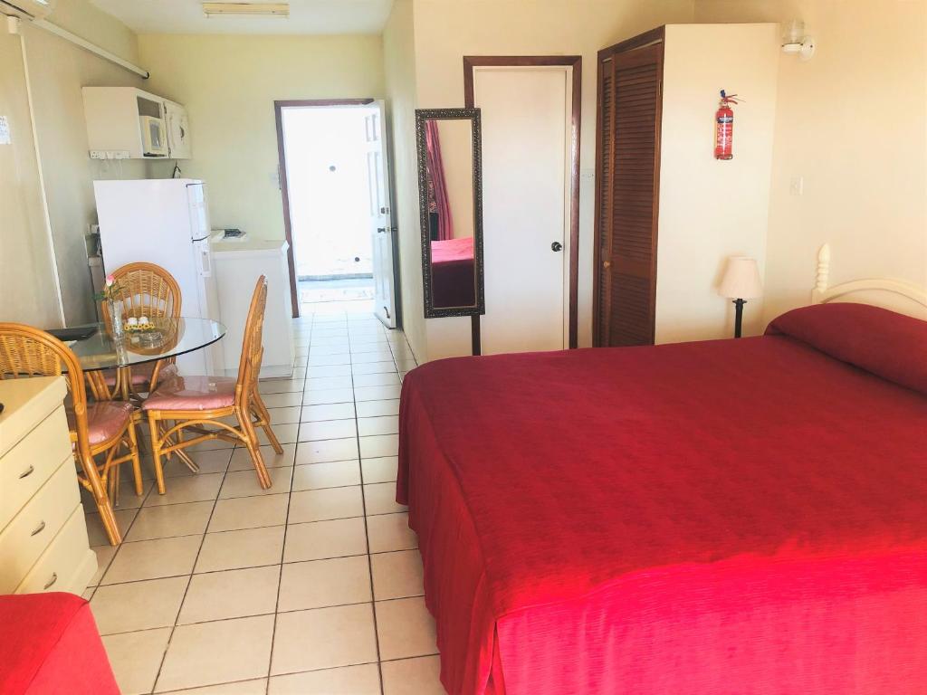 Rosewood Apartment Hotel photo