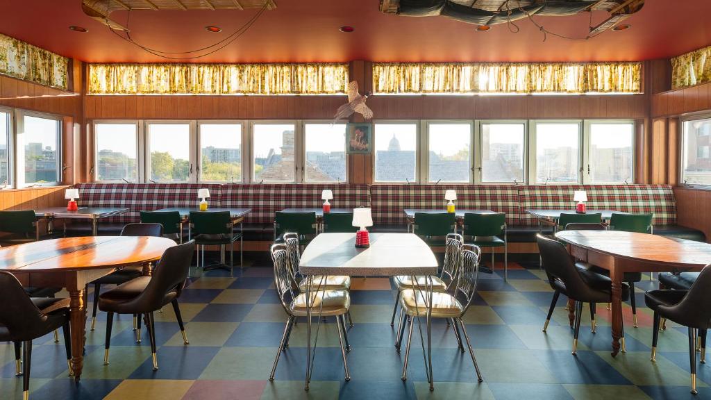 Graduate Madison Photo 6