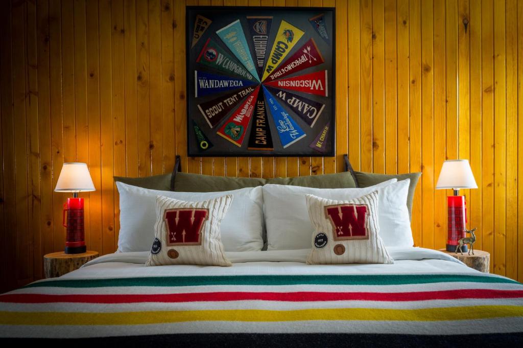 Graduate Madison Photo 7