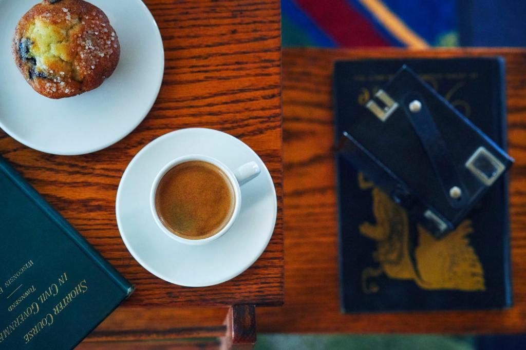 Graduate Madison Photo 8