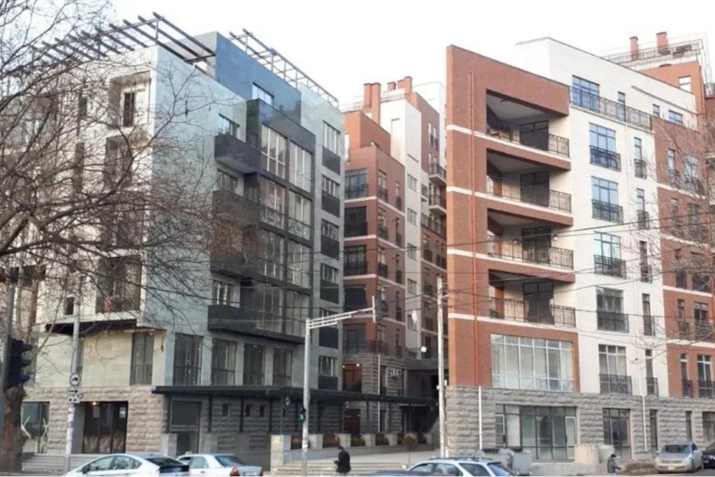 Your Home in Tbilisi: Cosy stay in the Old City, Tbilisi