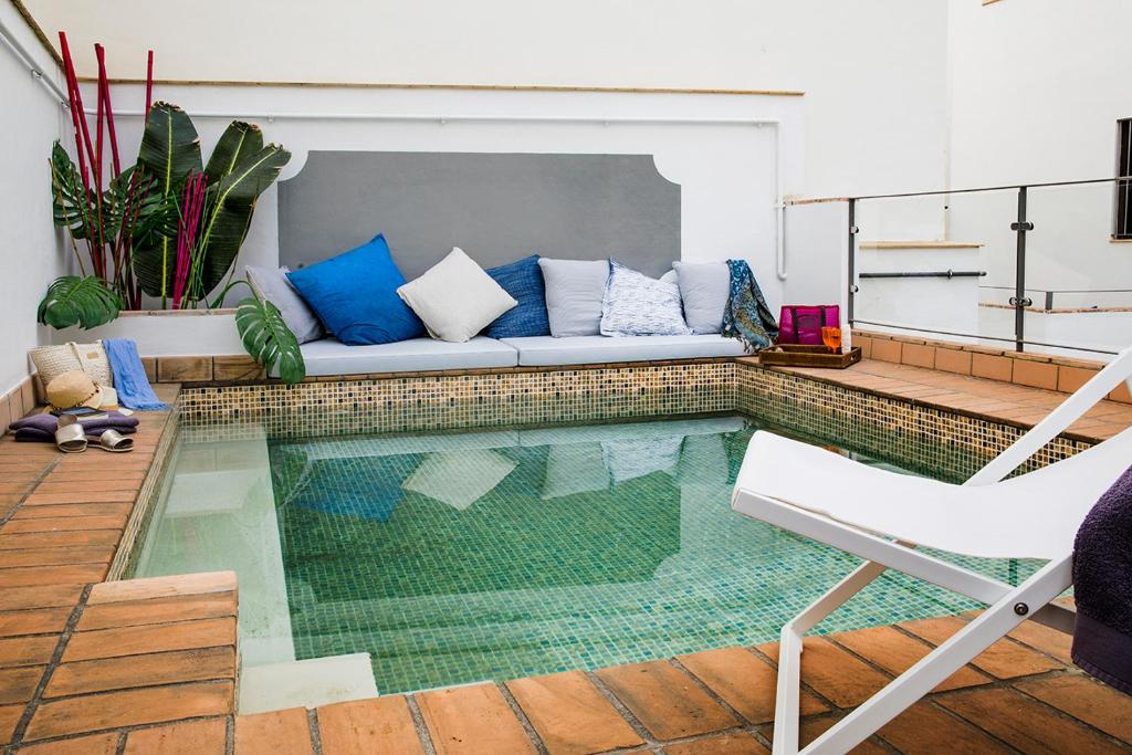 Matahacas Pool &amp; Luxury — Hotel in Seville