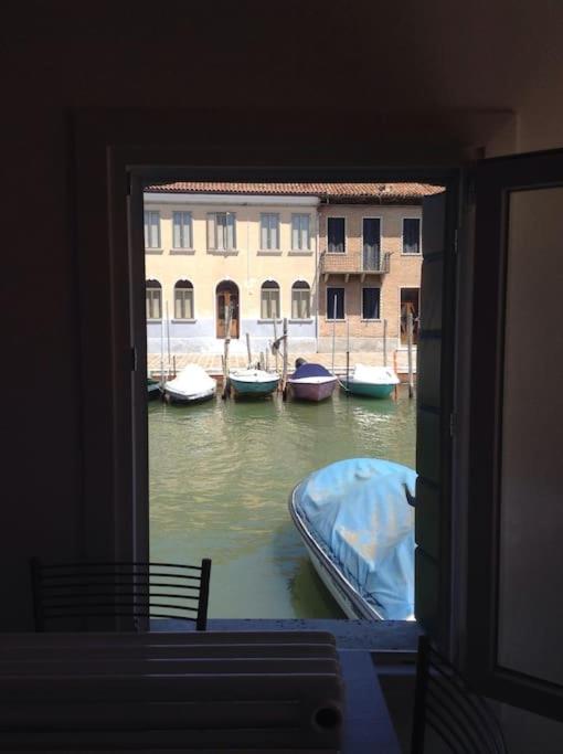 House on the water Murano photo
