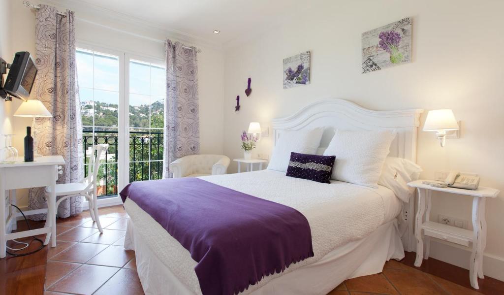 Hotel MR Les Rotes photo