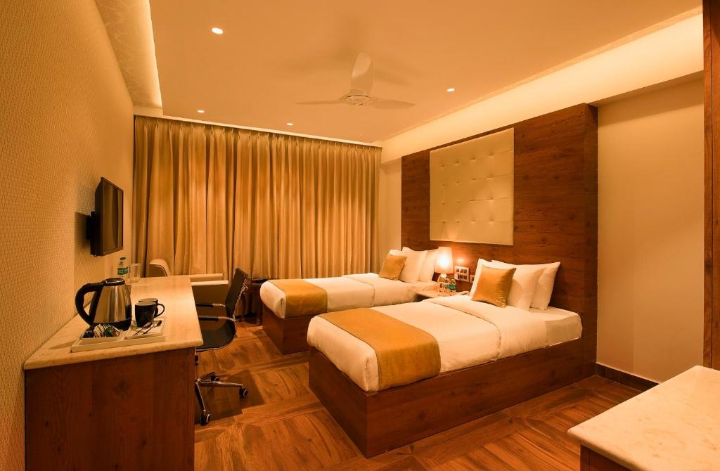 White Lotus Hotel photo