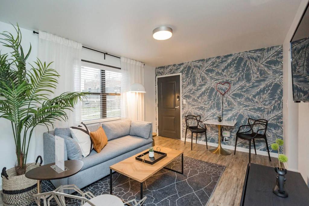 Abode Nashville - Marathon Village Near Downtown photo