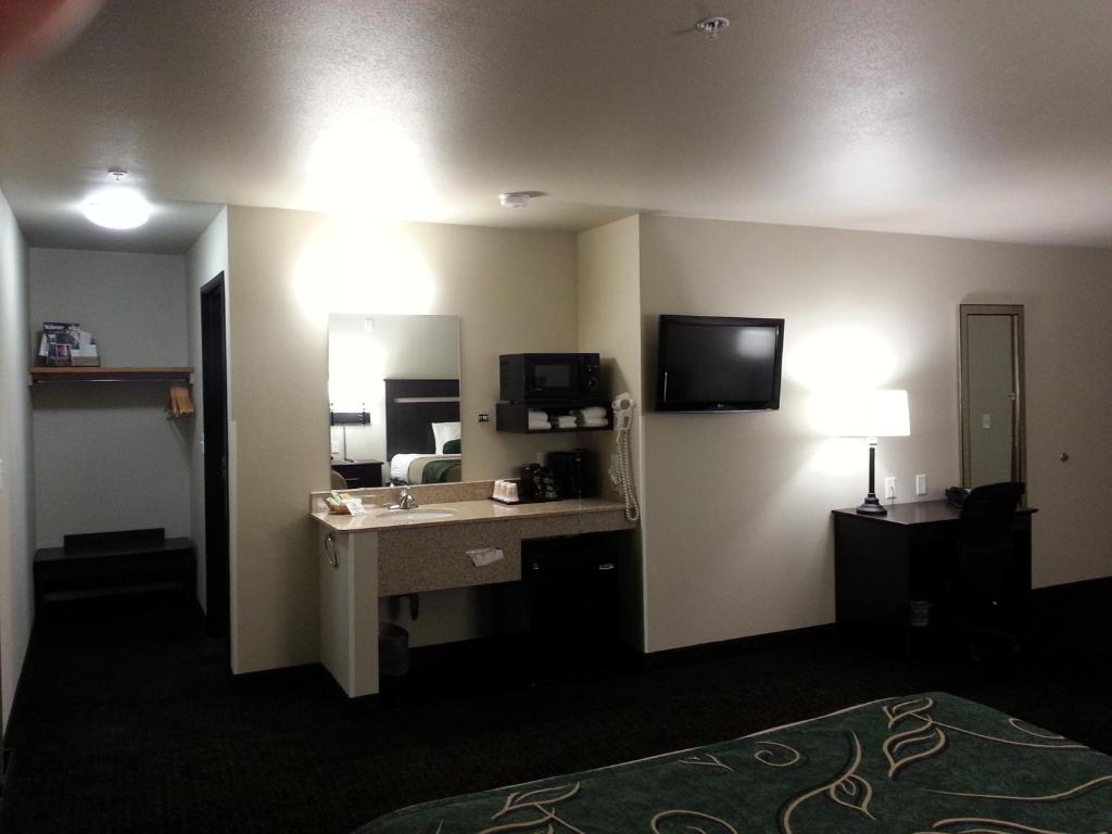 Travelodge by Wyndham McAlester photo