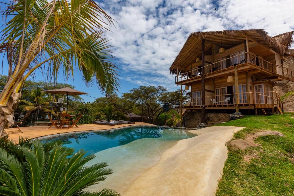 Amai Luna — Hotel in Mancora