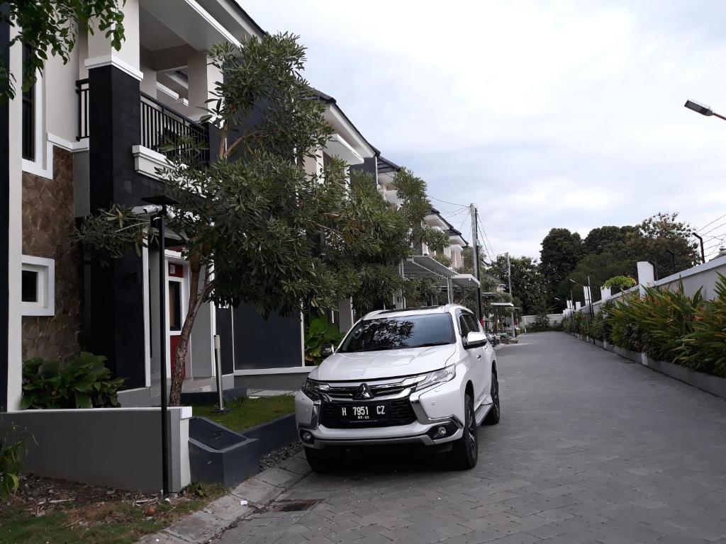 Asaby Homestay Yogya photo