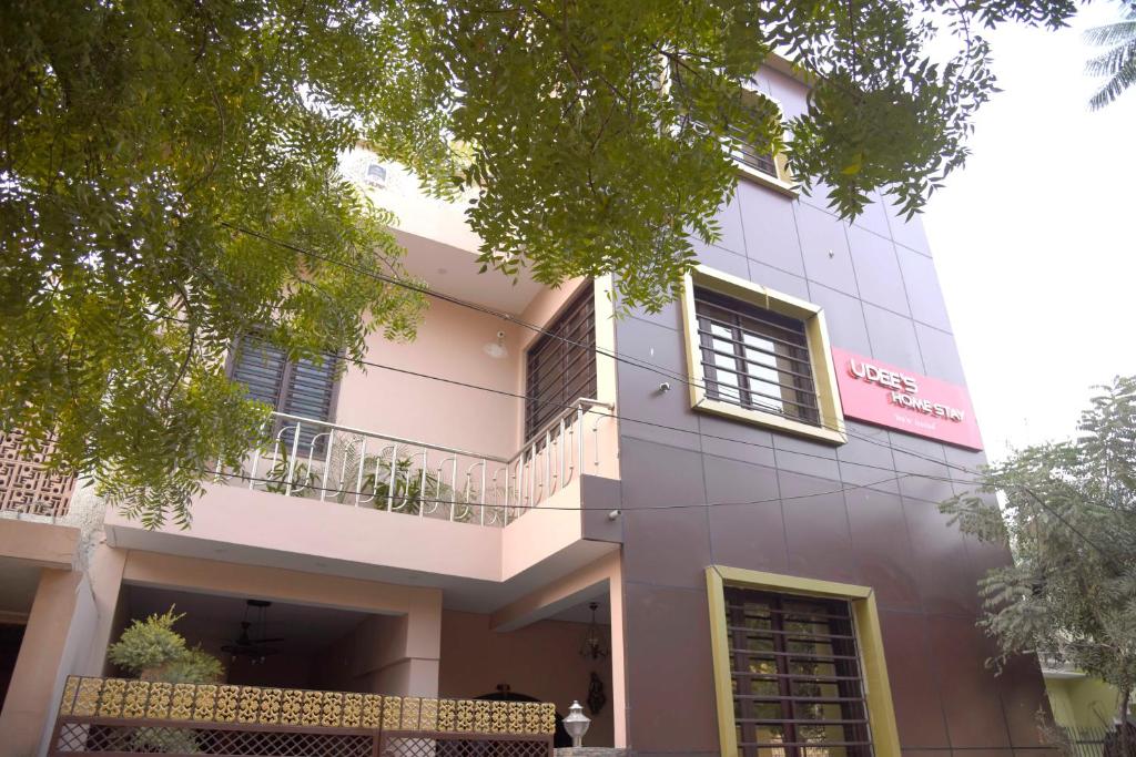 Udee's Homestay — Hotel in Agra