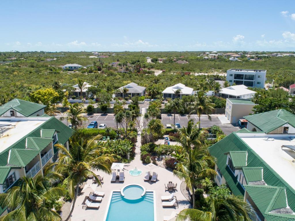 Exterior view, Ports of Call Resort in Providenciales
