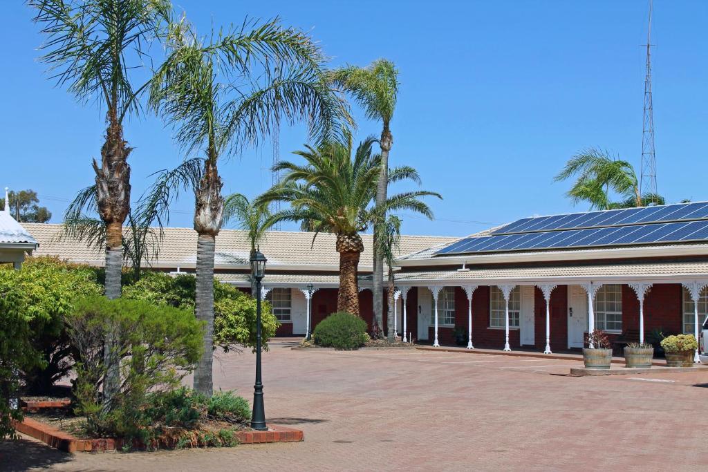 John Pirie Motel photo