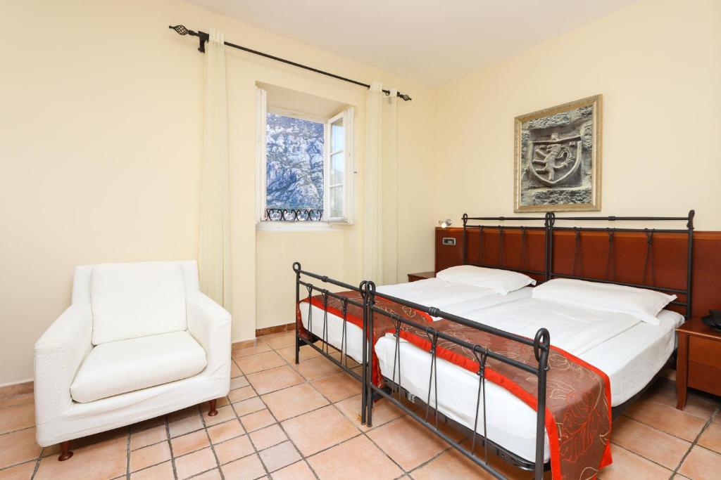 Hotel Splendido — Hotel rooms in Kotor, Kotor Municipality