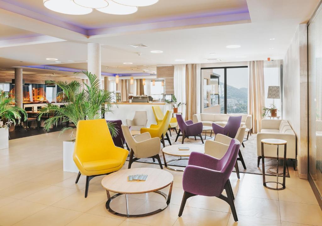 Hotel Adria — Restaurant & bars in Dubrovnik, Dubrovnik-Neretva