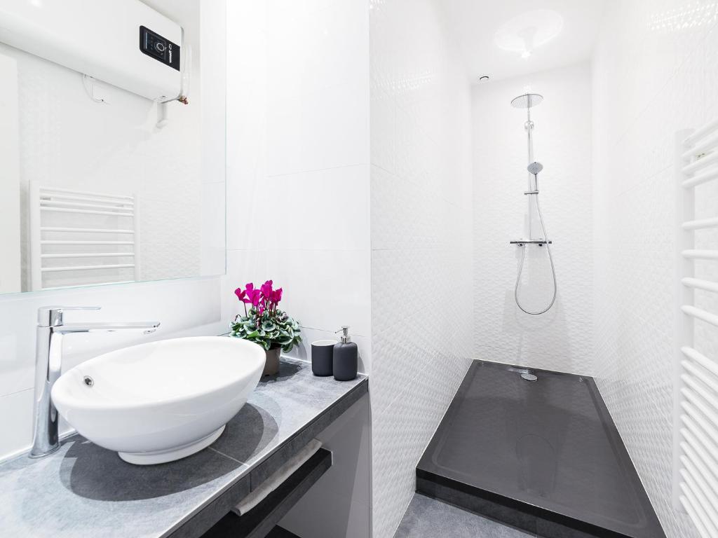 Chic Apartments Opera - 4
