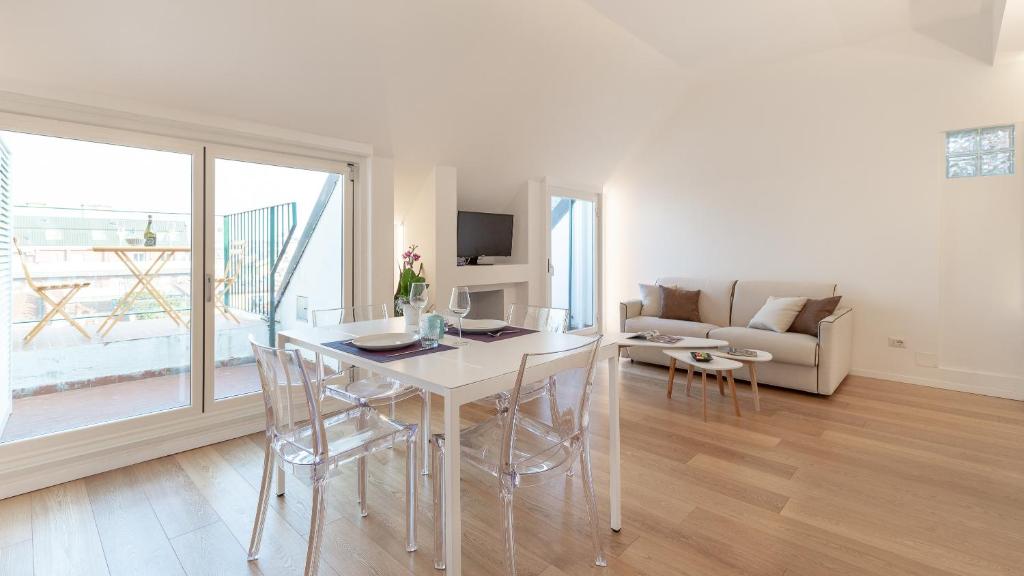 Stunning View Apartment - 2