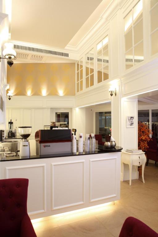 Khaosan Palace Hotel