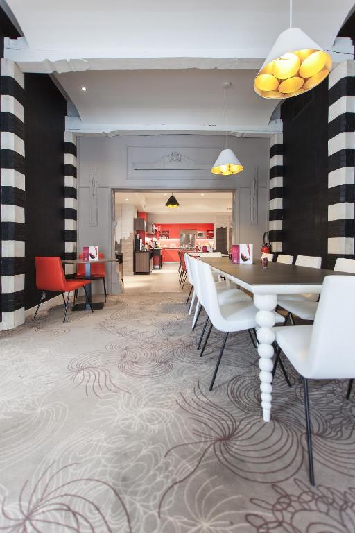 Bar/lounge