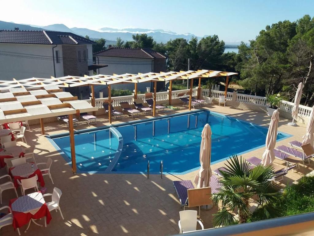 Hotel Gjoci photo