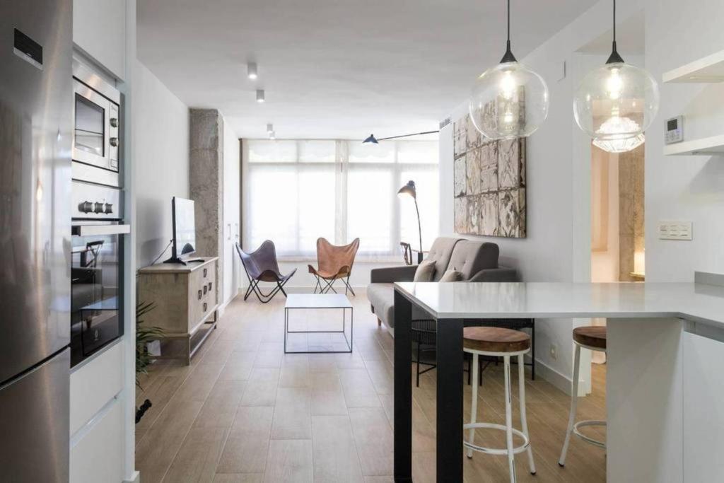 New San Juan beach apartment with AC - 3