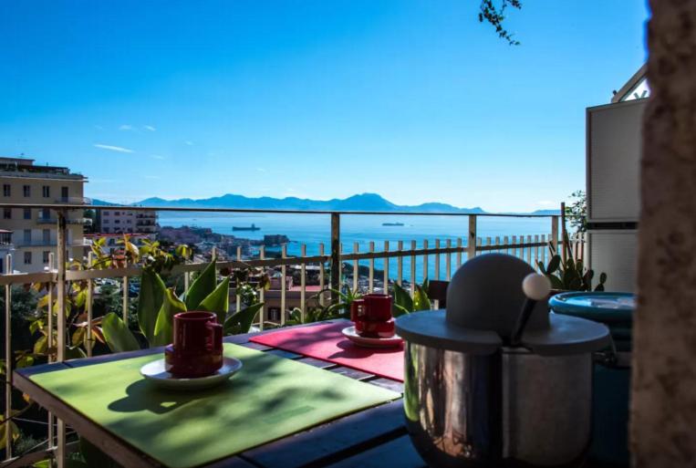Naima Sea View Design Apartment By HouseinNaples, Neapol