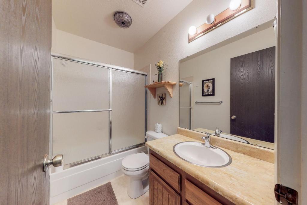 Golf Course Condo (Oaks #4) photo