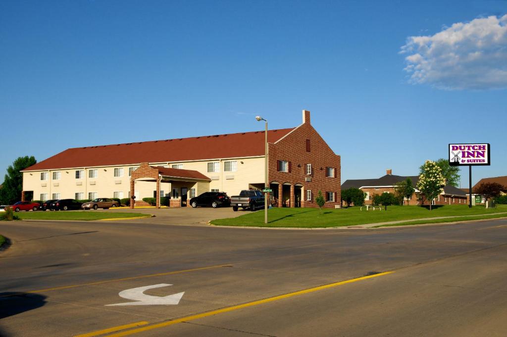 Super 8 By Wyndham Orange City photo