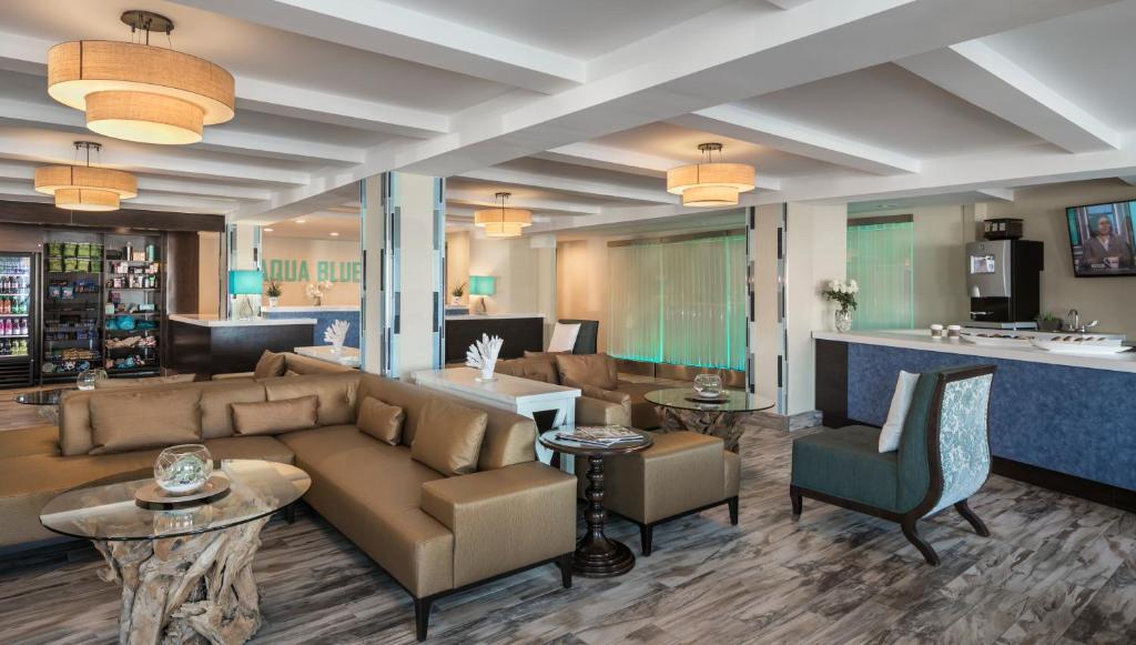 Aqua Blue Hotel photo