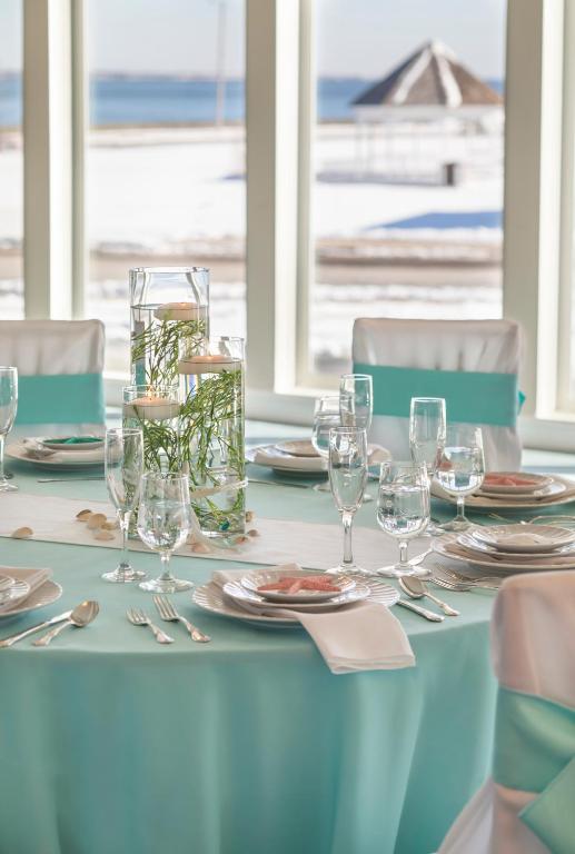 Aqua Blue Hotel photo