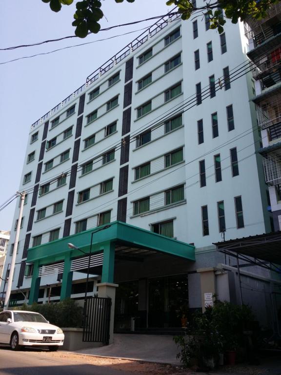 Exterior view, Silver Green Hotel in Yangon