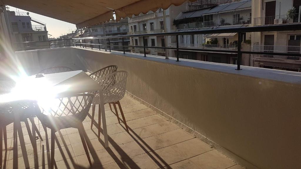 Palette Apartment Alice Blue - Athens Center, 3 BD, 2 BATH photo