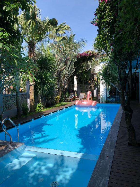 Great swimming pool
