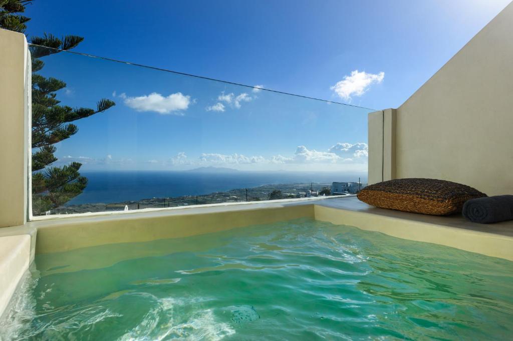 Divelia East — Hotel in Santorini