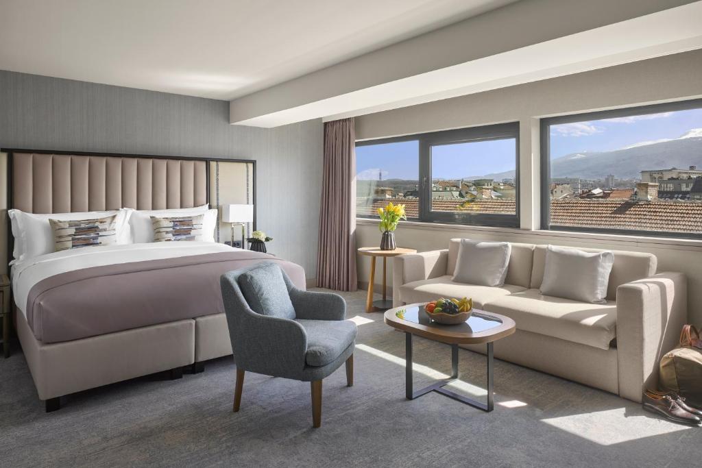 Sofia InterContinental Sofia room