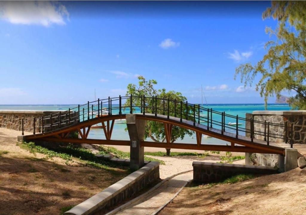 Corail Bleu Private Villas By Lov Cap Malheureux Book - 