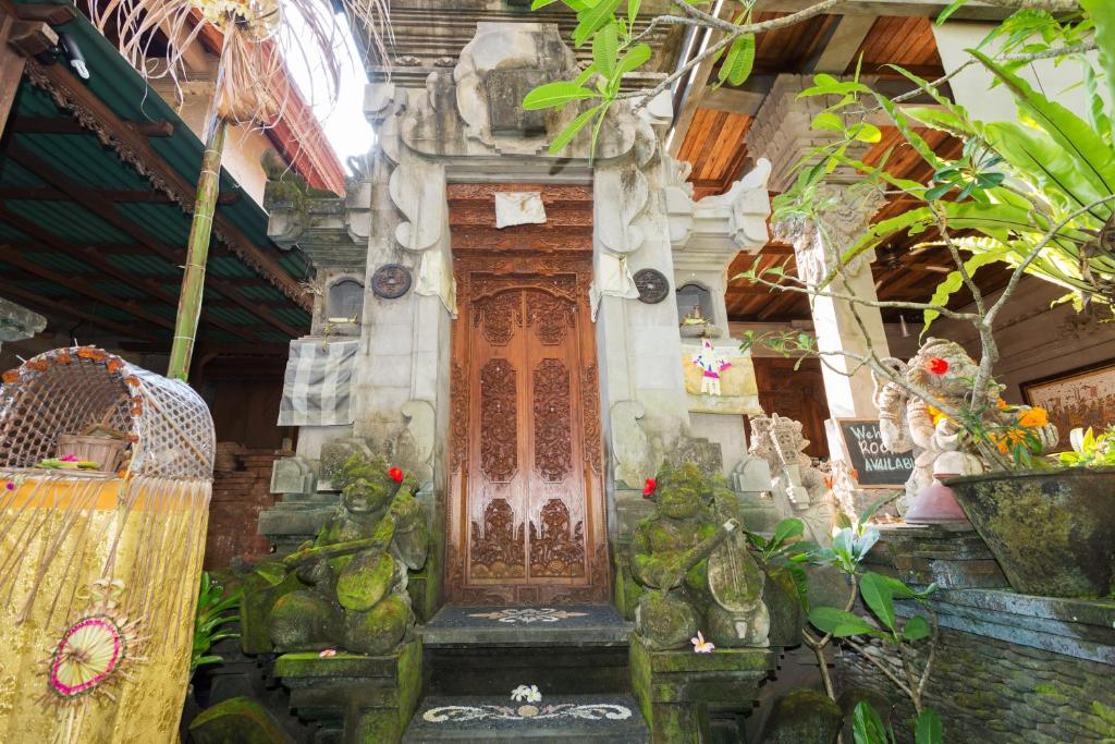 Bali Moon Guest House