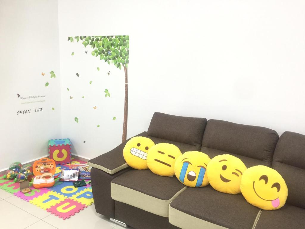 Ehsan Residence Budget 4-BEDROOM 7pax KLIA transit-Nilai-Sepang photo