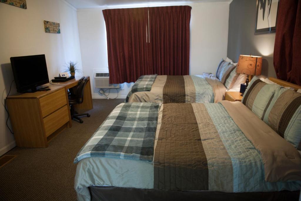 Rodeway Inn & Suites Bend Photo 31