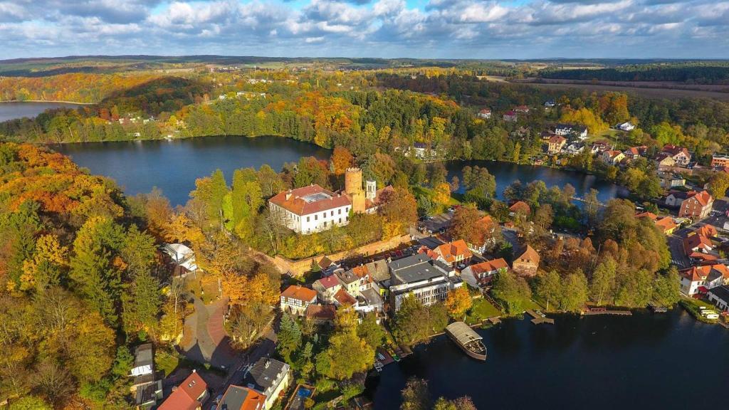 Zamek Joannitow — Hotel in Lagow