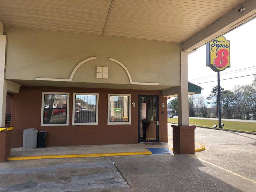 Super 8 By Wyndham Natchitoches Photo 18